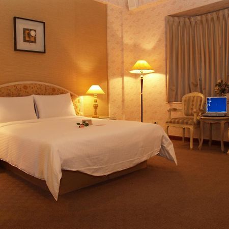 Park Motel Chiayi Eksteriør bilde